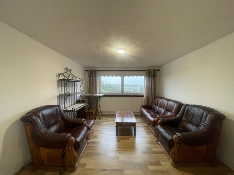 Three-bedroom flat to rent on Juniper Avenue, East Kilbride