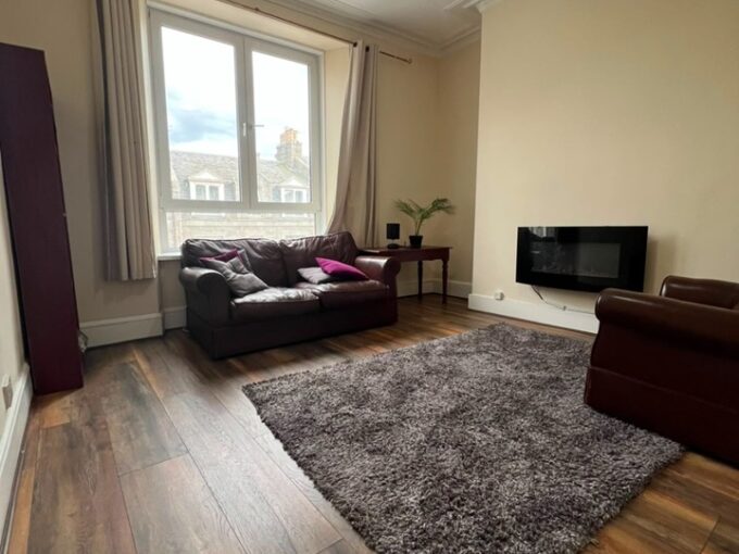 One-bedroom flat on Walker Road, Aberdeen