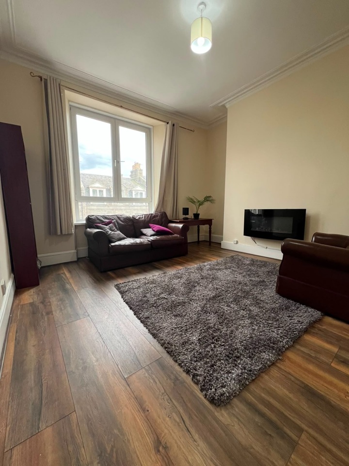 One-bedroom flat on Walker Road, Aberdeen