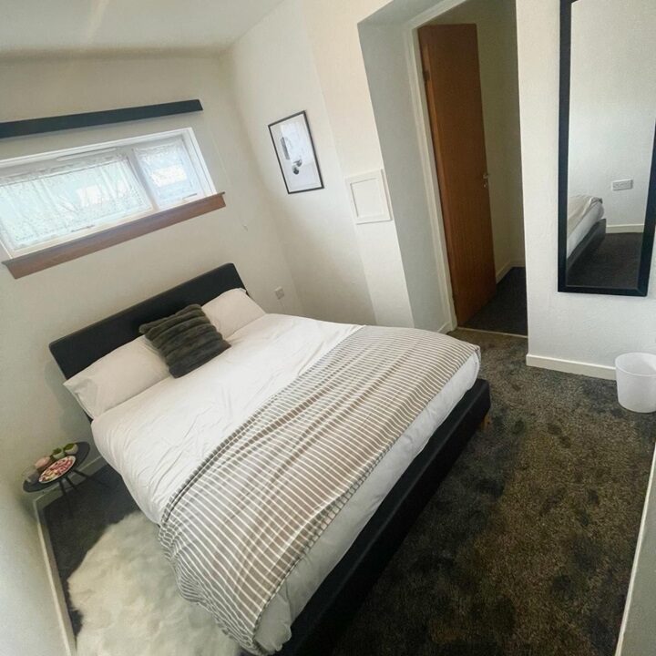 Two-bedroom flat to rent on Midstocket Mews, Aberdeen – photo 11