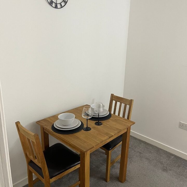 Two-bedroom flat to rent on Midstocket Mews, Aberdeen – photo 3