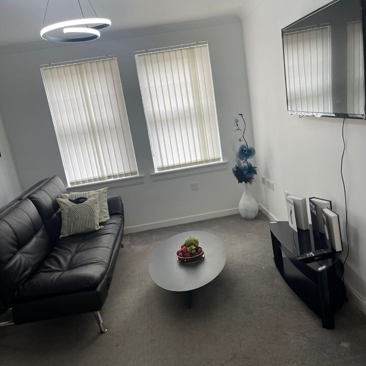 Two-bedroom flat to rent on Midstocket Mews, Aberdeen – photo 1